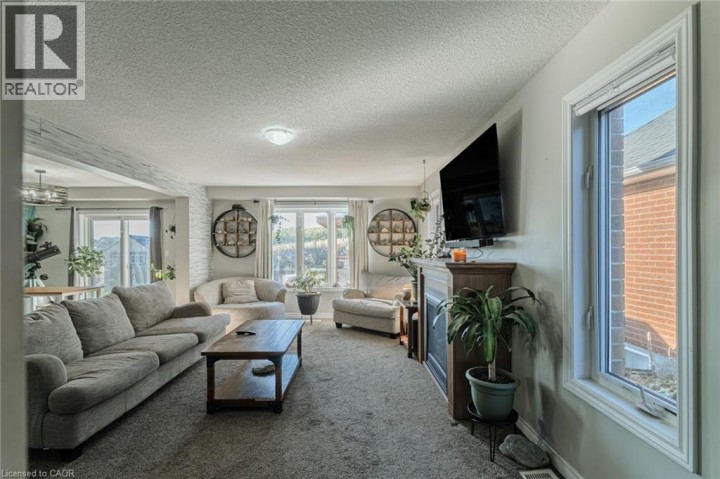 Photo 5 at 1384 Caen Avenue, Woodstock