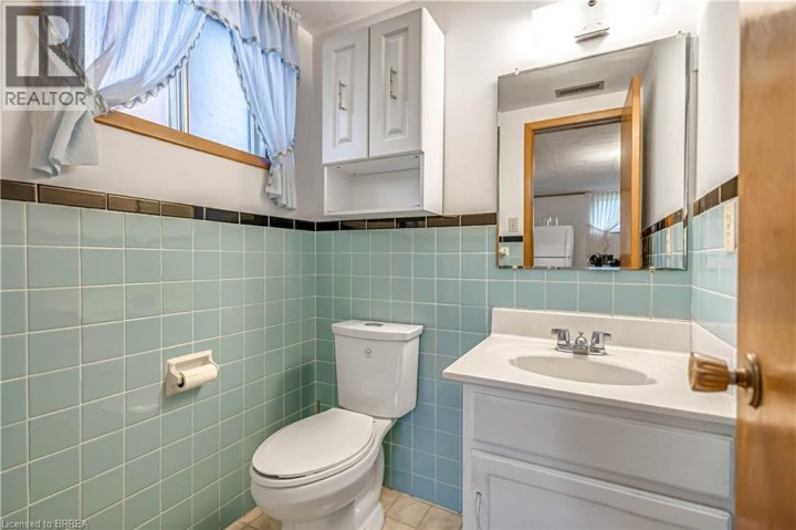 Photo 33 at 14 Burdock Boulevard, Brantford