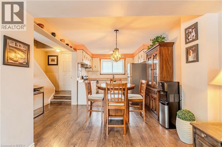 Photo 4 at 279 Stanley D Street, Brantford