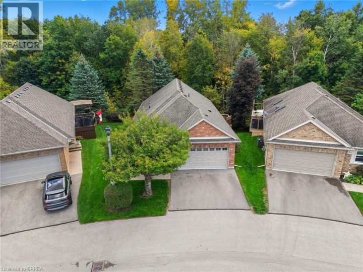 Photo 1 at 422 POWERLINE Road 34, Brantford