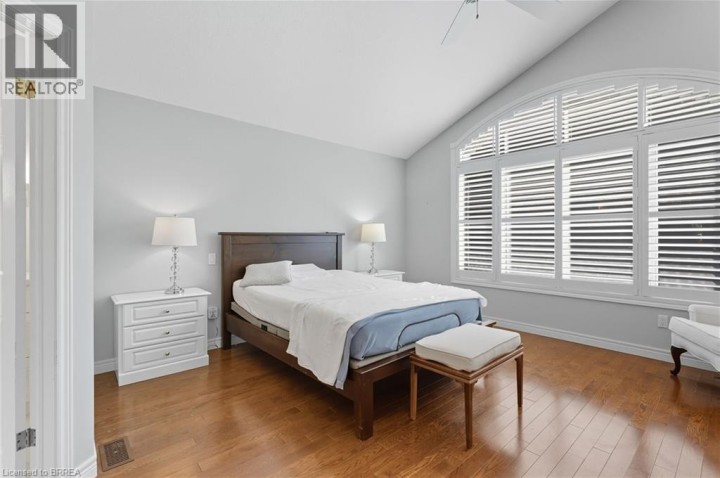 Photo 19 at 422 POWERLINE Road 34, Brantford