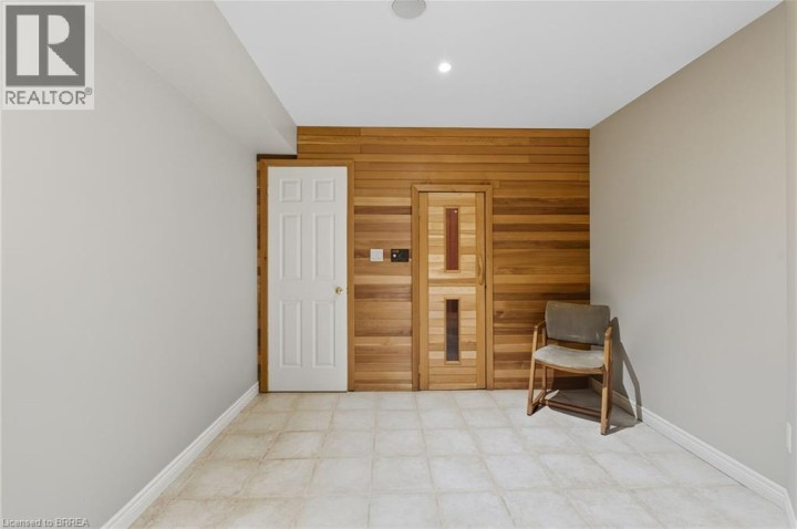 Photo 32 at 422 POWERLINE Road 34, Brantford