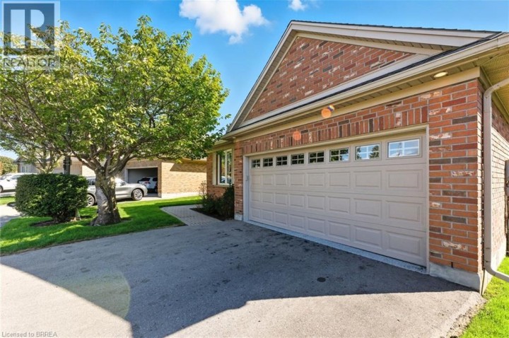 Photo 4 at 422 POWERLINE Road 34, Brantford