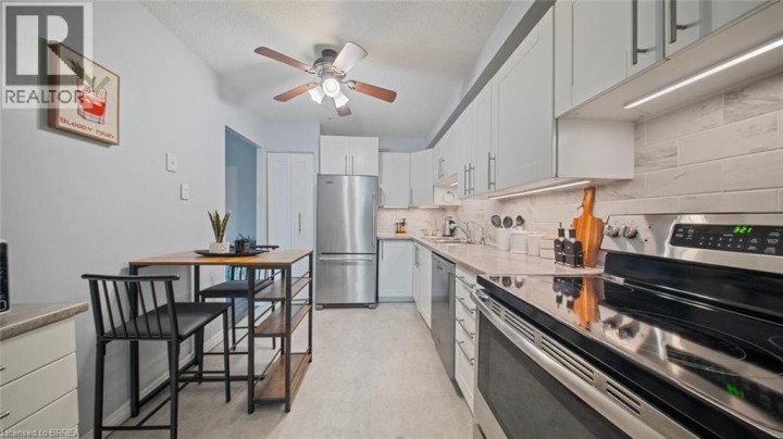 Photo 16 at 640 WEST Street 300, Brantford