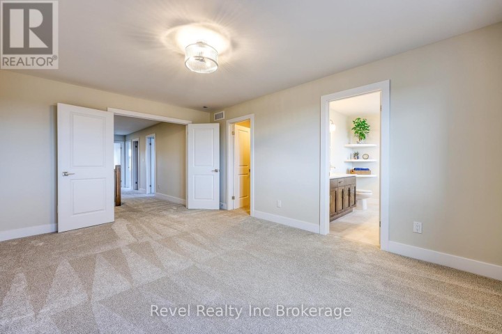 Photo 10 at 455 Gillespie Street, Woodstock - South, Woodstock