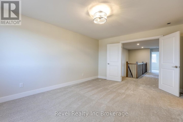 Photo 12 at 455 Gillespie Street, Woodstock - South, Woodstock