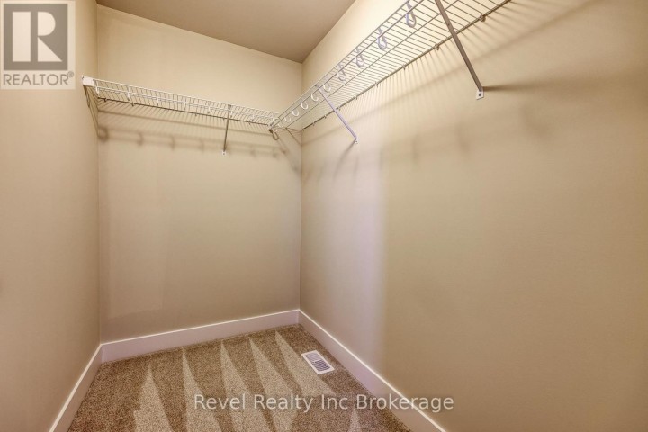 Photo 13 at 455 Gillespie Street, Woodstock - South, Woodstock