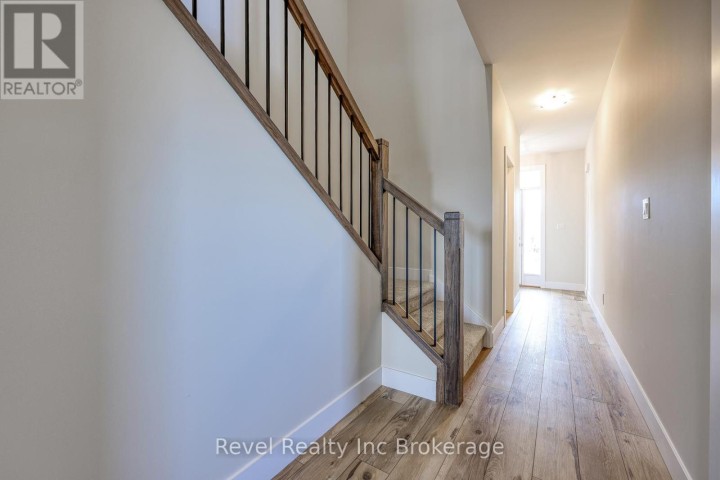 Photo 2 at 455 Gillespie Street, Woodstock - South, Woodstock