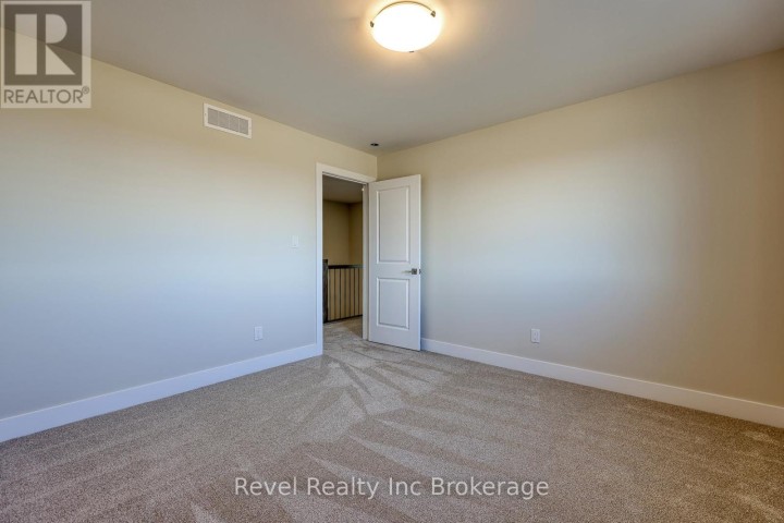 Photo 22 at 455 Gillespie Street, Woodstock - South, Woodstock