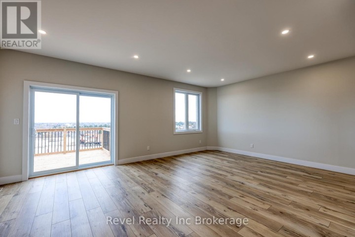 Photo 3 at 455 Gillespie Street, Woodstock - South, Woodstock