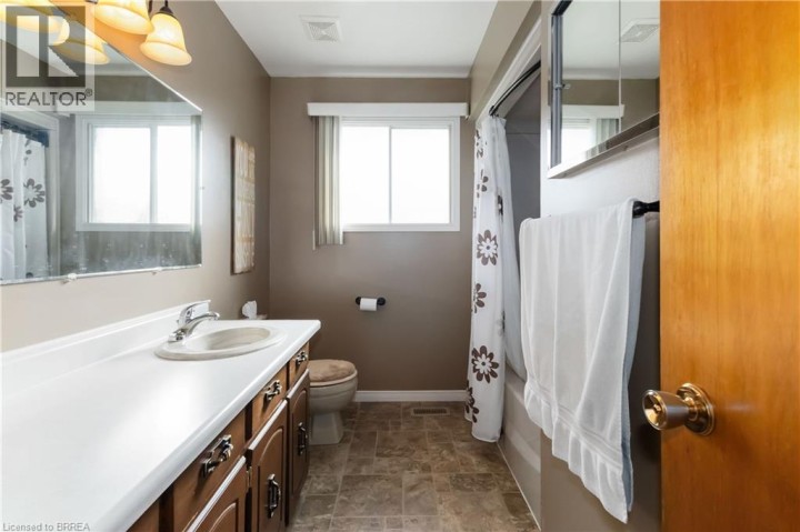 Photo 16 at 725 HWY 54, Brantford