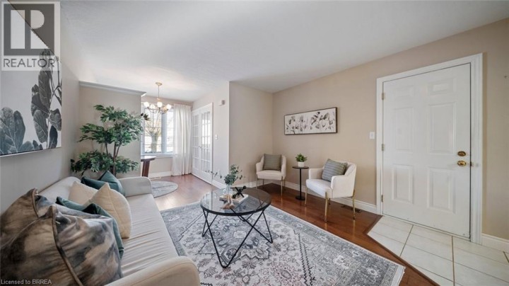 Photo 10 at 356 Grand River Avenue, Brantford