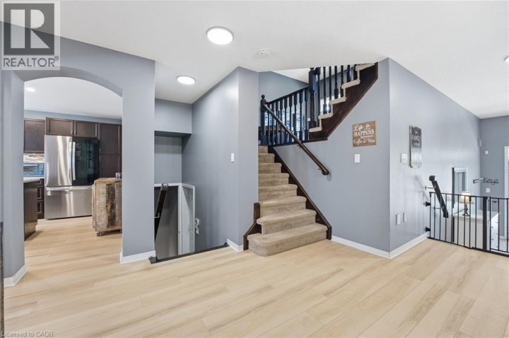 Photo 12 at 25 Merritt Lane, Brantford