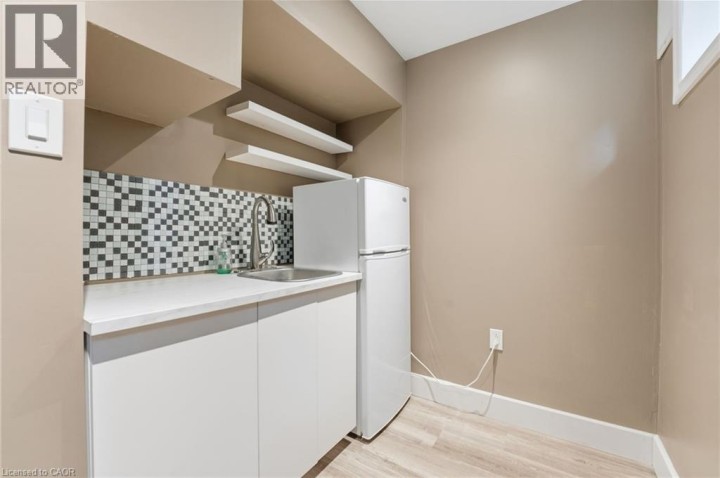 Photo 29 at 25 Merritt Lane, Brantford