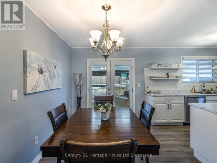 Photo 16 at 1064 Sovereign Road, Woodstock - North, Woodstock