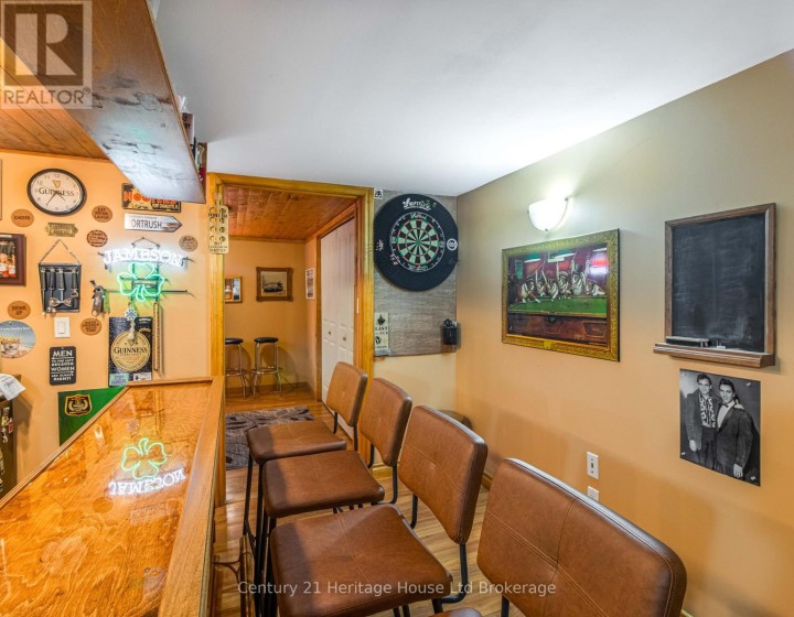 Photo 31 at 1064 Sovereign Road, Woodstock - North, Woodstock