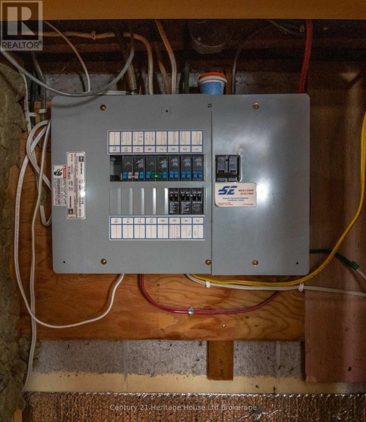 Photo 40 at 1064 Sovereign Road, Woodstock - North, Woodstock