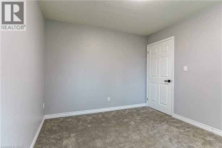 Photo 20 at 1030 COLBORNE Street E 20, Brantford