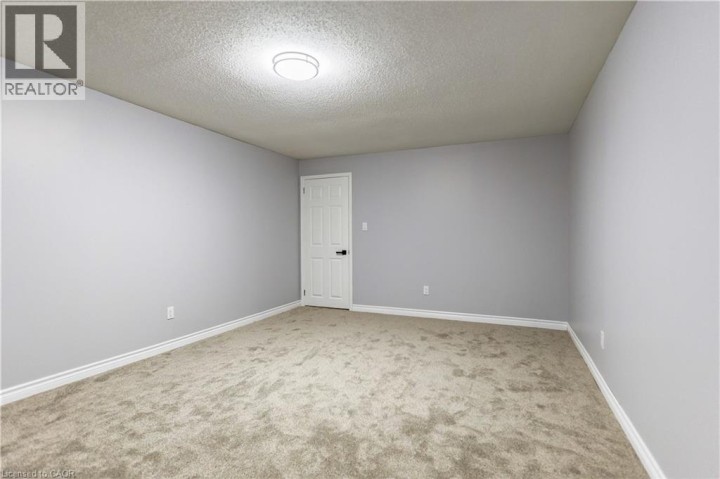 Photo 29 at 1030 COLBORNE Street E 20, Brantford