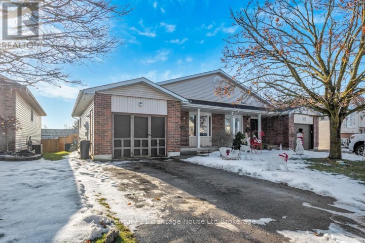 Photo 2 at 47 Beckett Boulevard, Tillsonburg