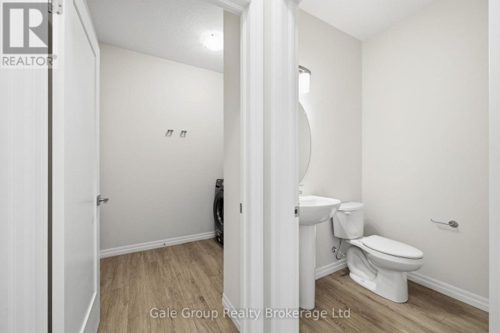 Photo 11 at 61 Keba Crescent, Tillsonburg