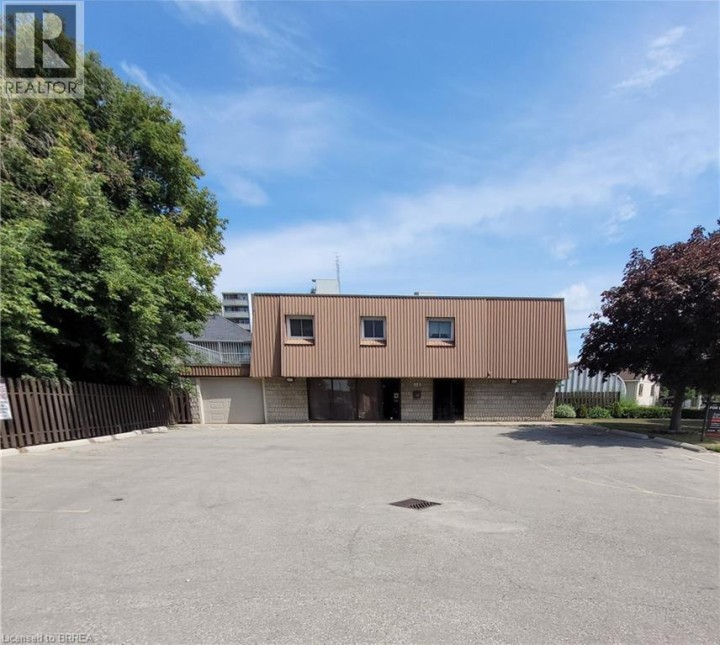 Photo 1 at 325 Fairview Drive, Brantford