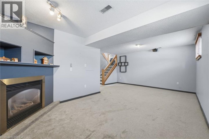 Photo 14 at 71 Barnes Avenue, Brantford