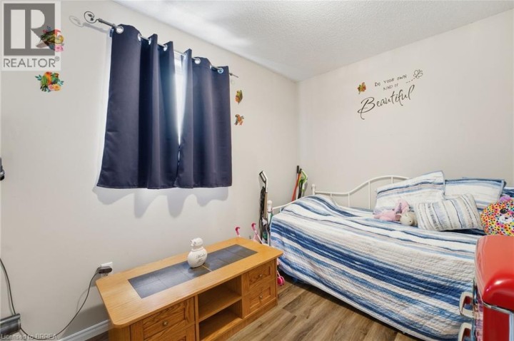 Photo 9 at 71 Barnes Avenue, Brantford