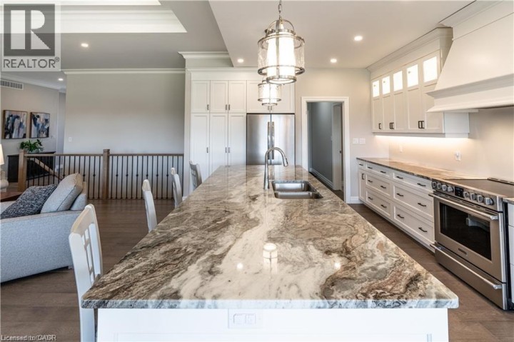 Photo 12 at 15 Hudson Drive, Brantford