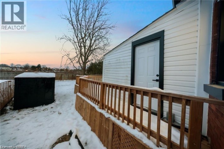 Photo 18 at 12 Carlyle Street, Brantford