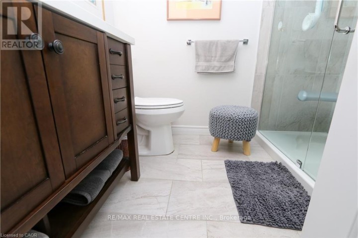 Photo 25 at  87a Abigail Avenue, Brantford