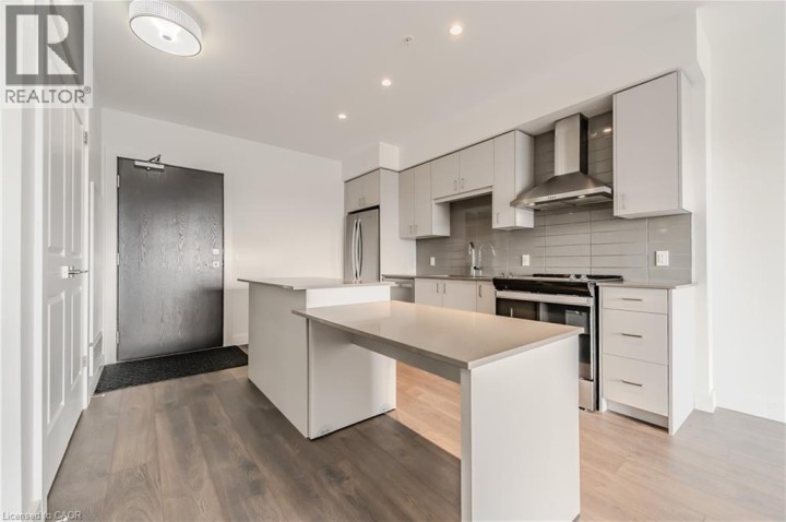 Photo 9 at 1604 - 50 S Grand Avenue, St Gregory's / Tait, Cambridge