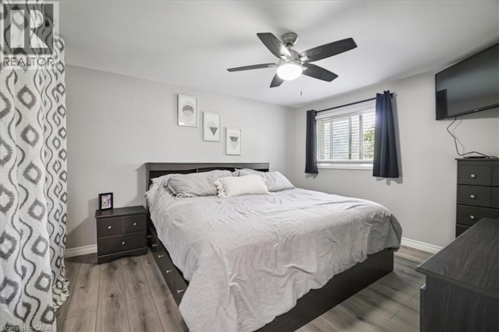 Photo 14 at 9 Inglewood Street, Brantford