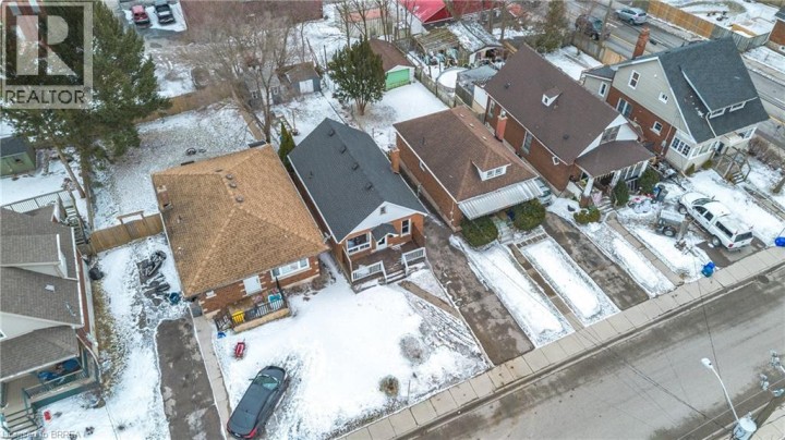 Photo 5 at 69 Lyons Avenue, Brantford