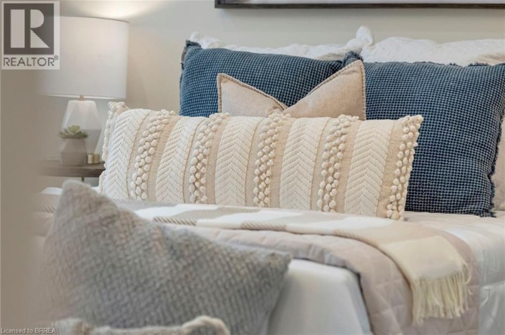 Photo 15 at 202 - 7 N Grand River Street, Innerkip (Green Lane Park), Woodstock