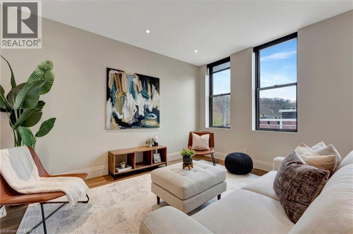 Photo 8 at 202 - 7 N Grand River Street, Innerkip (Green Lane Park), Woodstock