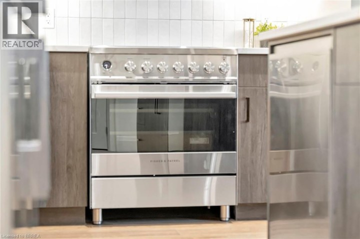 Photo 6 at 202 - 7 N Grand River Street, Innerkip (Green Lane Park), Woodstock