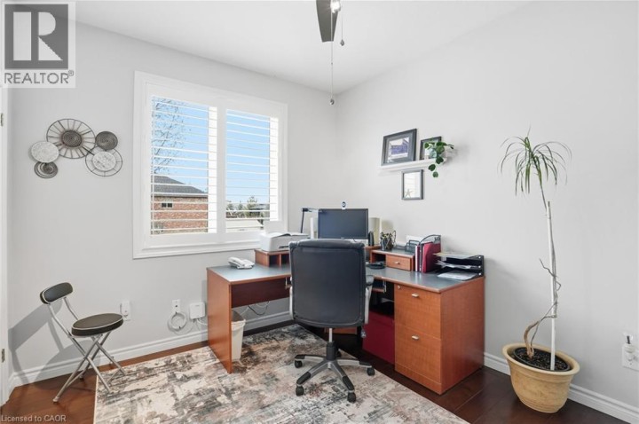 Photo 28 at 6 Macneil Court, Brantford