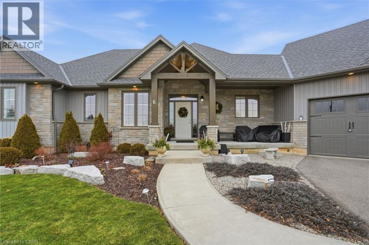 Photo 5 at 6 Macneil Court, Brantford