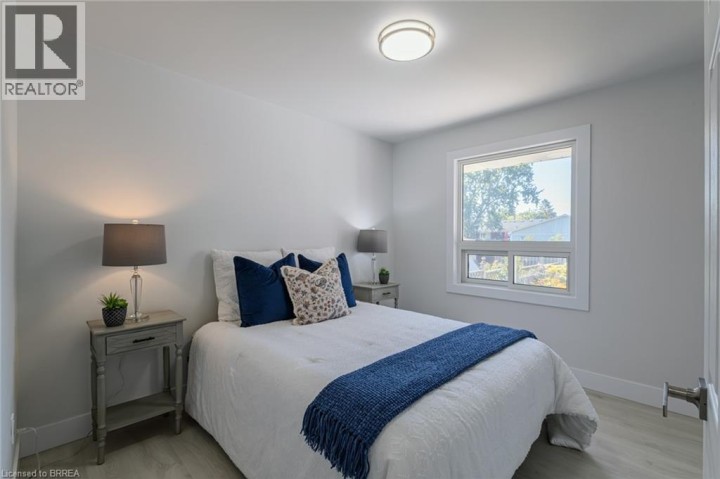 Photo 19 at 106 Wood Street, Brantford