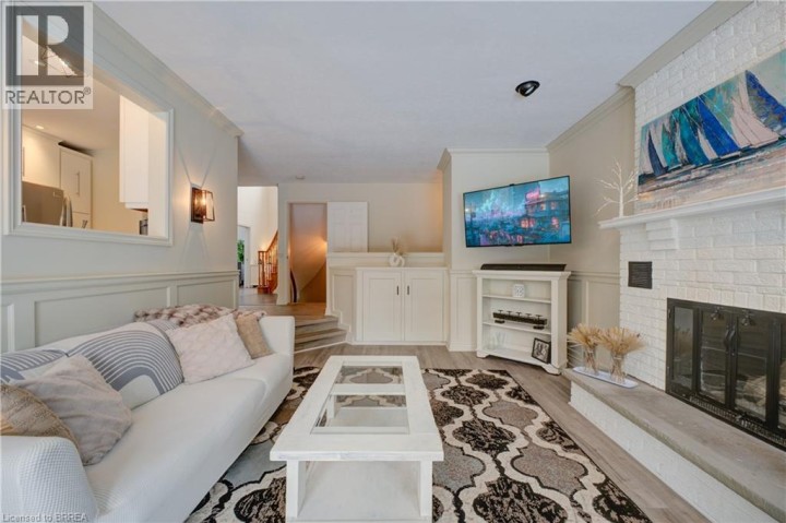 Photo 13 at 9 Scarfe Gardens, Brantford