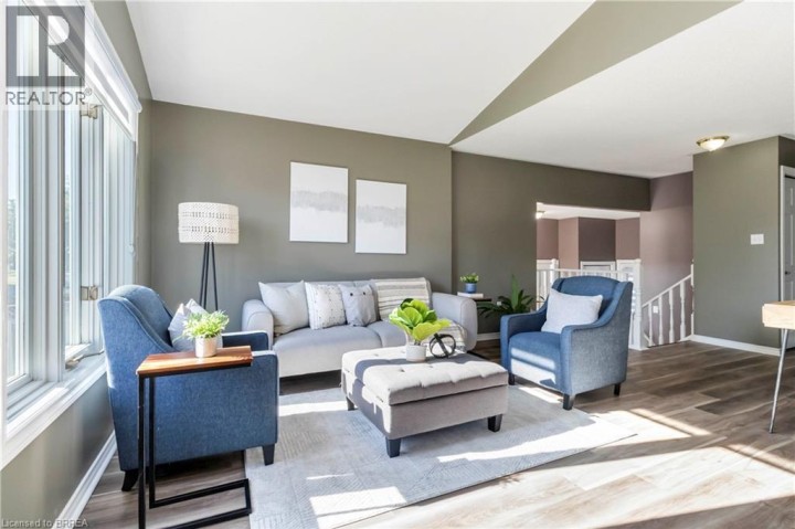 Photo 10 at 5 Cork Crescent, Brantford