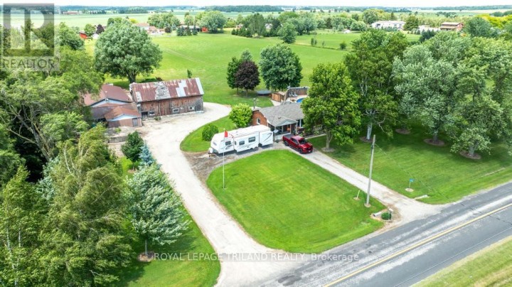 Photo 4 at 47808 College Line, Rural Malahide, Malahide