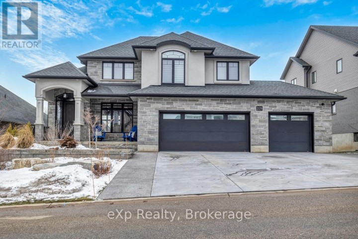 Photo 3 at 209 Boot Hill Road, Woodstock - South, Woodstock