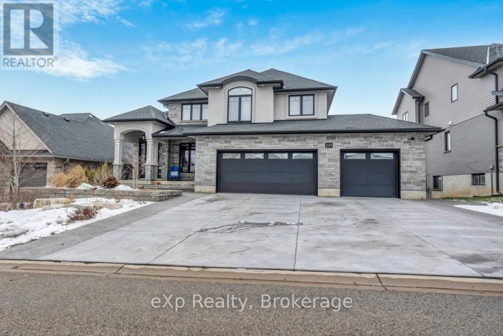 Photo 4 at 209 Boot Hill Road, Woodstock - South, Woodstock