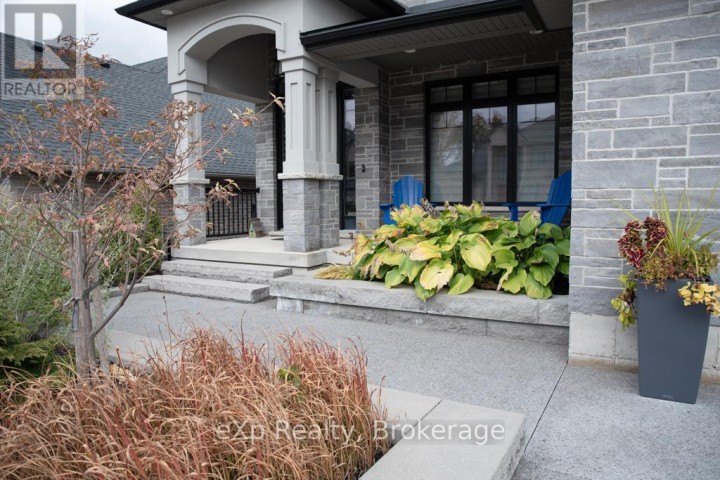 Photo 8 at 209 Boot Hill Road, Woodstock - South, Woodstock