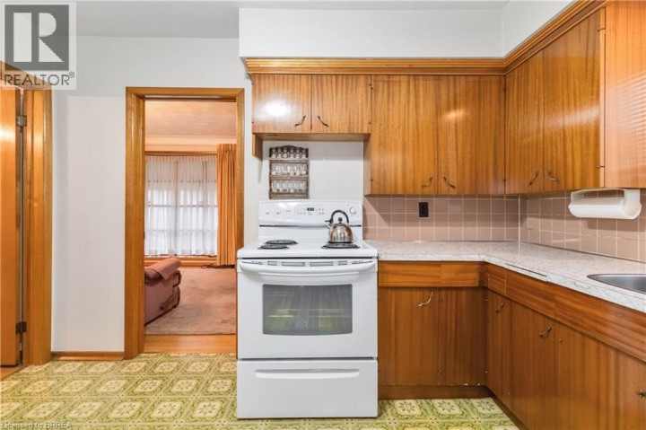 Photo 19 at 16 Paris Road, Brantford