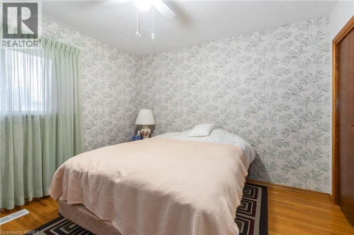 Photo 25 at 16 Paris Road, Brantford