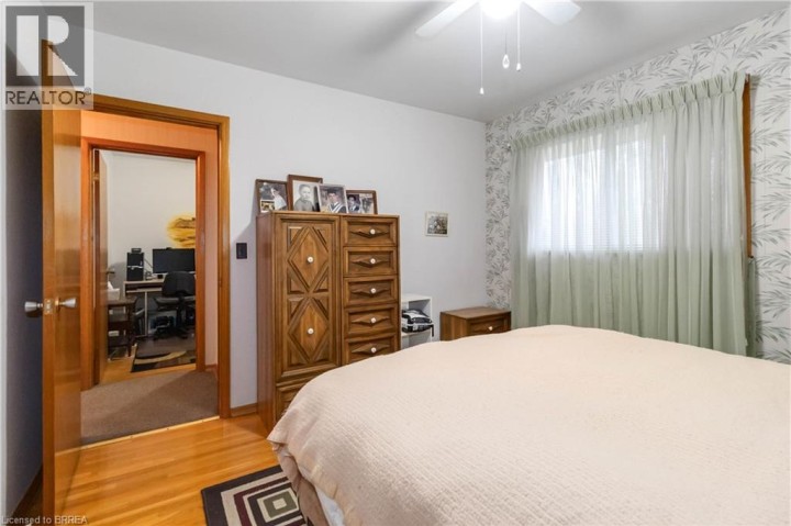 Photo 26 at 16 Paris Road, Brantford