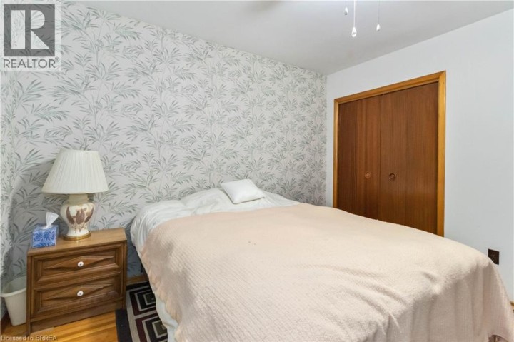 Photo 27 at 16 Paris Road, Brantford